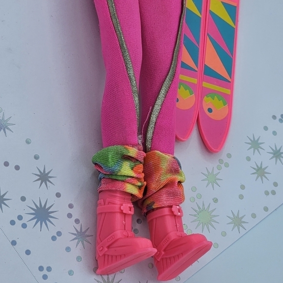 Vintage 1991 Ski Fun Barbie - Picture 3 of 7